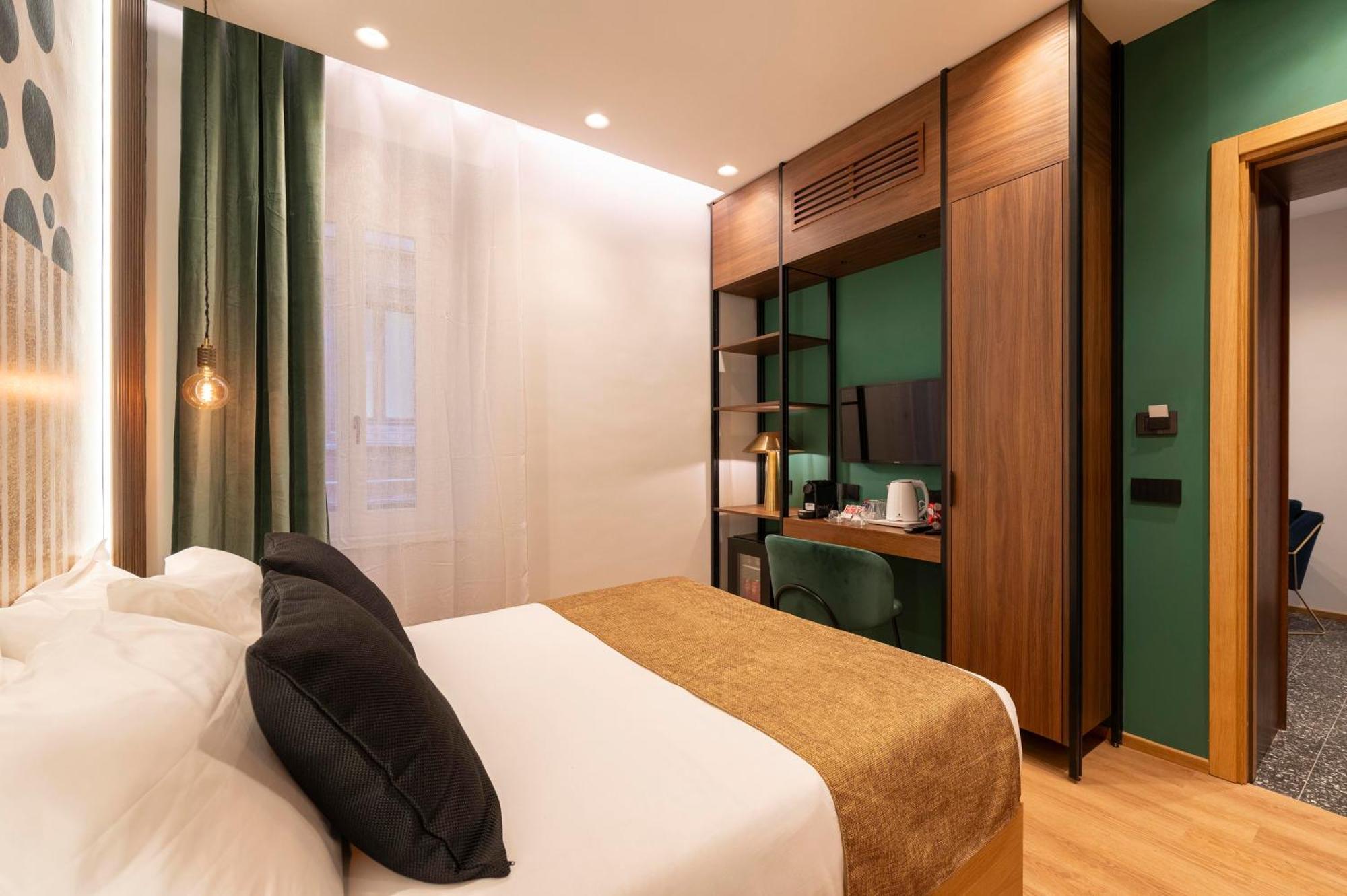 Grand Master Suite - Symphony Рим Экстерьер фото